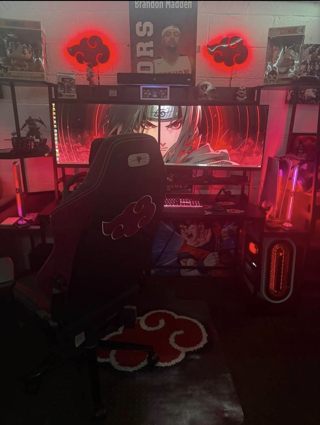 Setup of the Week: docdawolf's Akatsuki-Red Battlestation